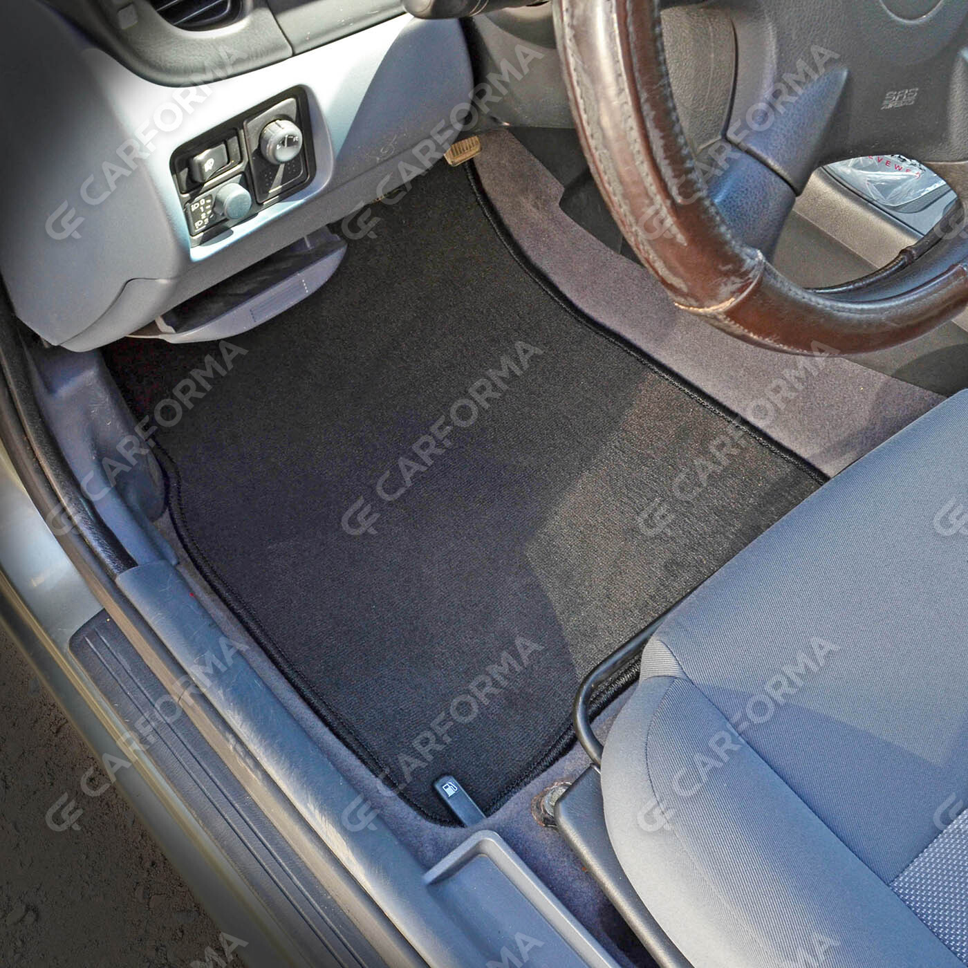 Коврики на Nissan Almera 2 (N16) 2000&nbsp;-&nbsp;2006 в Ставрополе