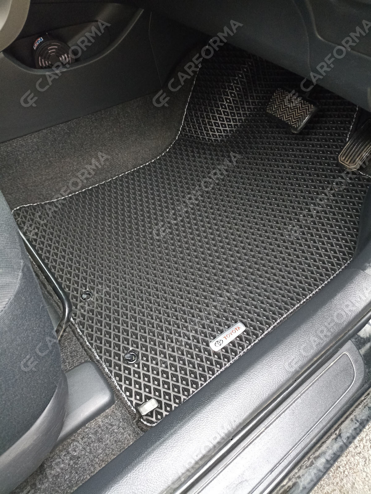 Коврики на Toyota Corolla Axio (E14) 2006&nbsp;-&nbsp;2012 в Ставрополе