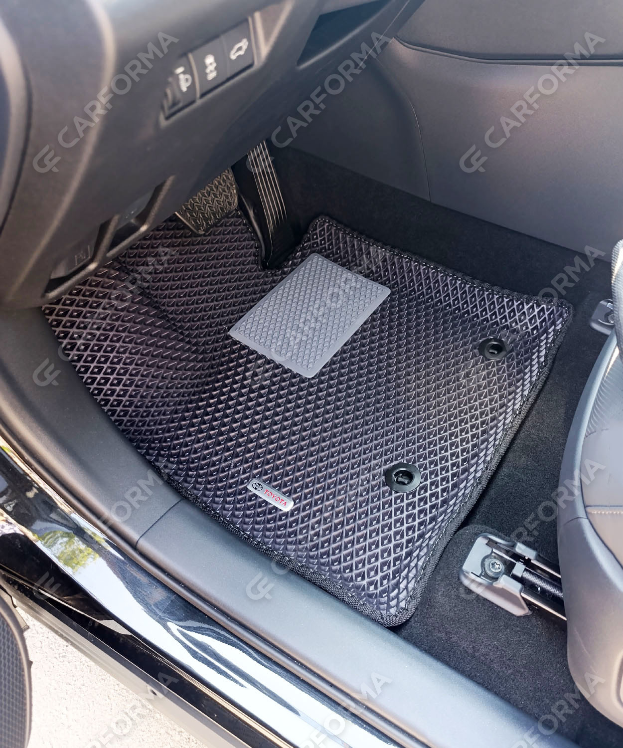 Водительские  коврики  Toyota Rav4 VI 2025&nbsp;-&nbsp;2026 в Ставрополе