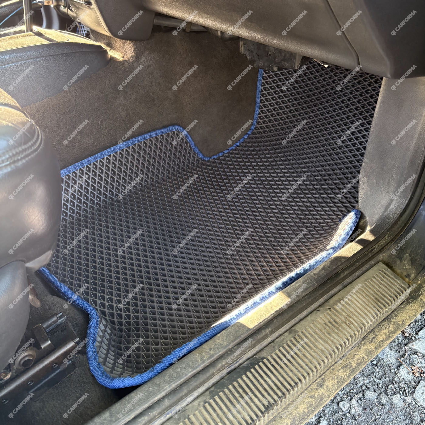 Коврики на Jeep Grand Cherokee (ZJ) 1992&nbsp;-&nbsp;1999 в Ставрополе