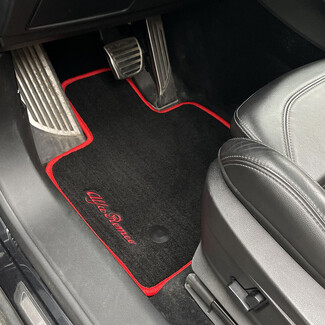 Ворсовые коврики на Alfa Romeo Stelvio 2016 - 2026 в Ставрополе Ворсовые коврики на Alfa Romeo Stelvio 2016 - 2026 в Ставрополе