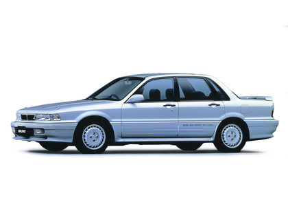Коврики на Mitsubishi Galant VI 1987 - 1993 в Ставрополе