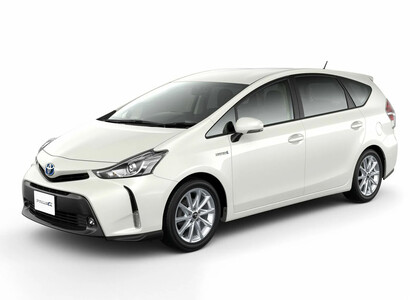 EVA коврики на Toyota Prius Alpha 2011 - 2021 в Ставрополе