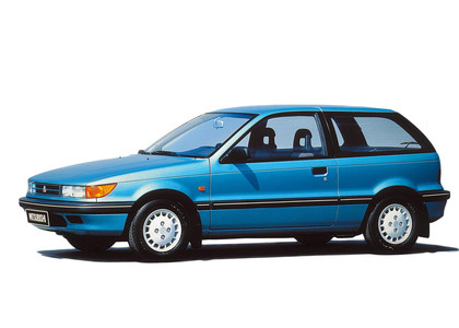 Ворсовые коврики на Mitsubishi Colt III 1988 - 1992 в Ставрополе