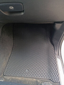 Ворсовые коврики на Jeep Grand Cherokee (WK2) 2010 - 2022 в Ставрополе Ворсовые коврики на Jeep Grand Cherokee (WK2) 2010 - 2022 в Ставрополе