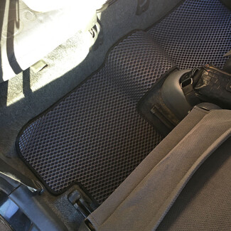 Коврики на Toyota Vitz I 1998 - 2005 в Ставрополе Коврики на Toyota Vitz I 1998 - 2005 в Ставрополе