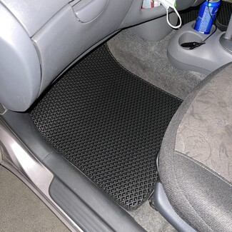 Коврики на Toyota Vitz I 1998 - 2005 в Ставрополе Коврики на Toyota Vitz I 1998 - 2005 в Ставрополе