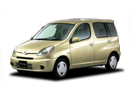 Коврики на Toyota Yaris Verso 1999 - 2006 в Ставрополе