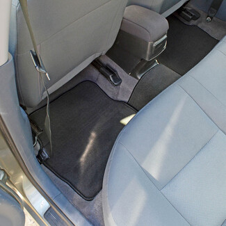 Коврики на Nissan Almera 2 (N16) 2000 - 2006 в Ставрополе Коврики на Nissan Almera 2 (N16) 2000 - 2006 в Ставрополе