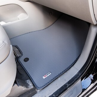 Ворсовые коврики на KIA Carnival III 7 мест 2014 - 2021 в Ставрополе Ворсовые коврики на KIA Carnival III 7 мест 2014 - 2021 в Ставрополе